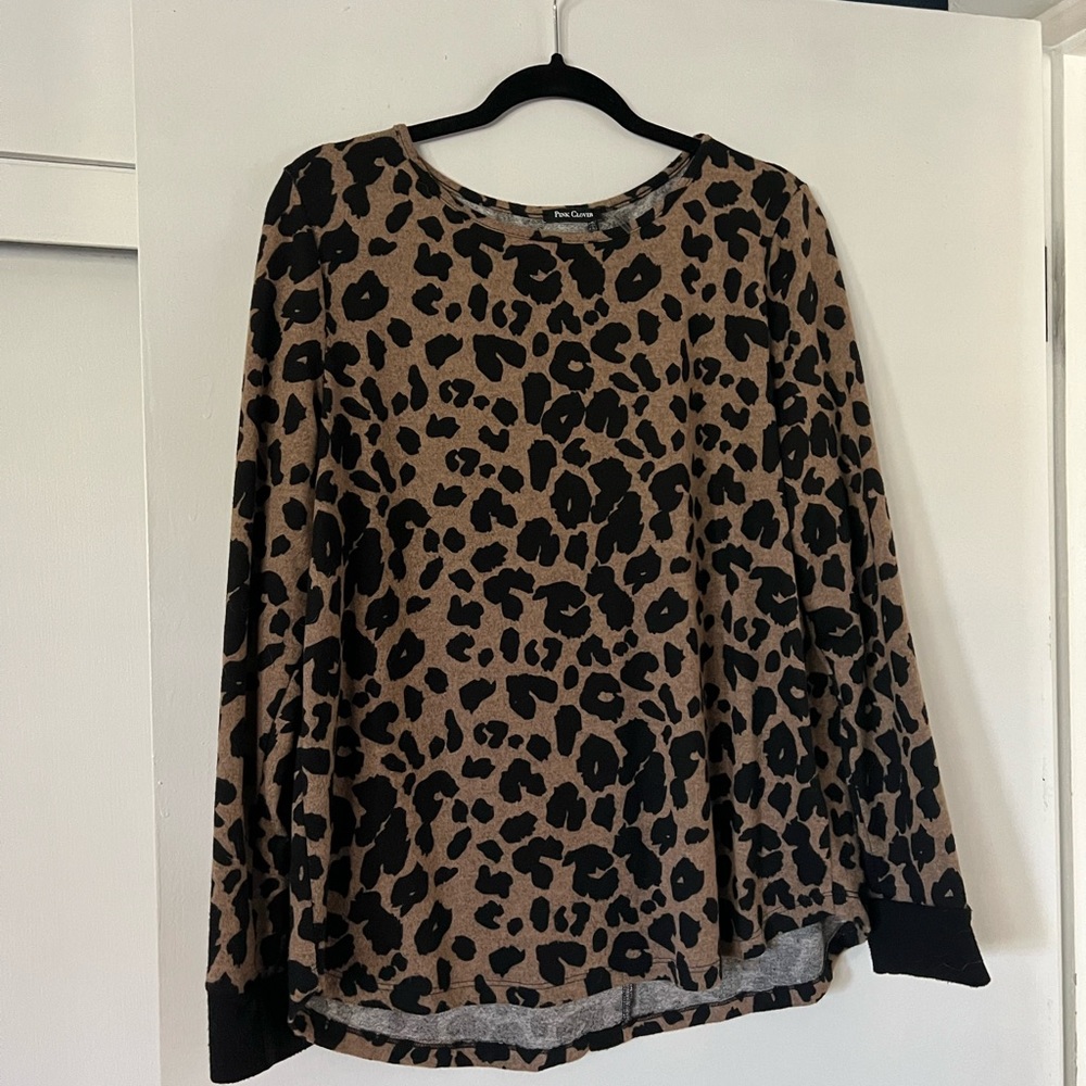 Pink Clover Abby Button Back Knit Top